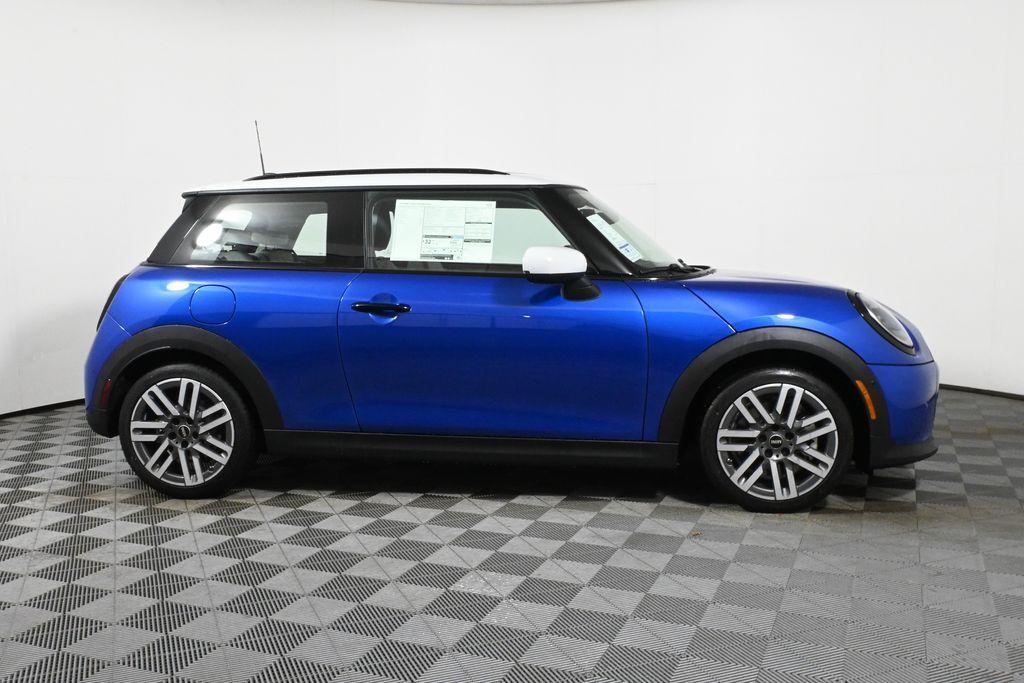 new 2025 MINI Hardtop car, priced at $32,895