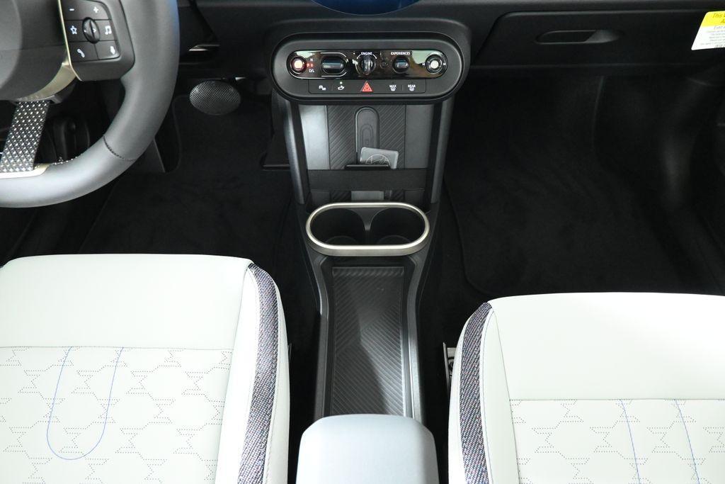 new 2025 MINI Hardtop car, priced at $37,325