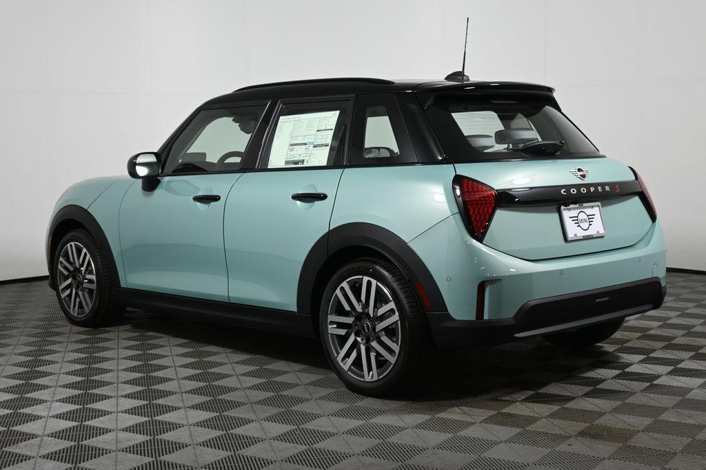 new 2025 MINI Hardtop car, priced at $37,325