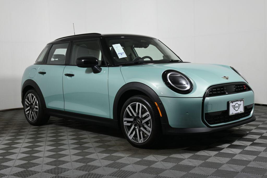 new 2025 MINI Hardtop car, priced at $37,325