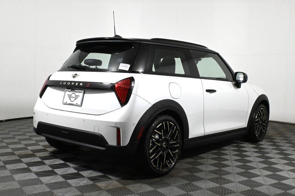 new 2025 MINI Hardtop car, priced at $38,545