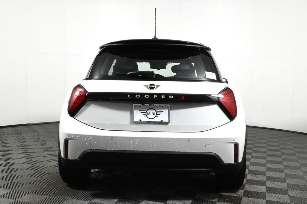 new 2025 MINI Hardtop car, priced at $38,545