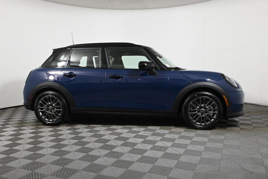 new 2025 MINI Hardtop car, priced at $38,325