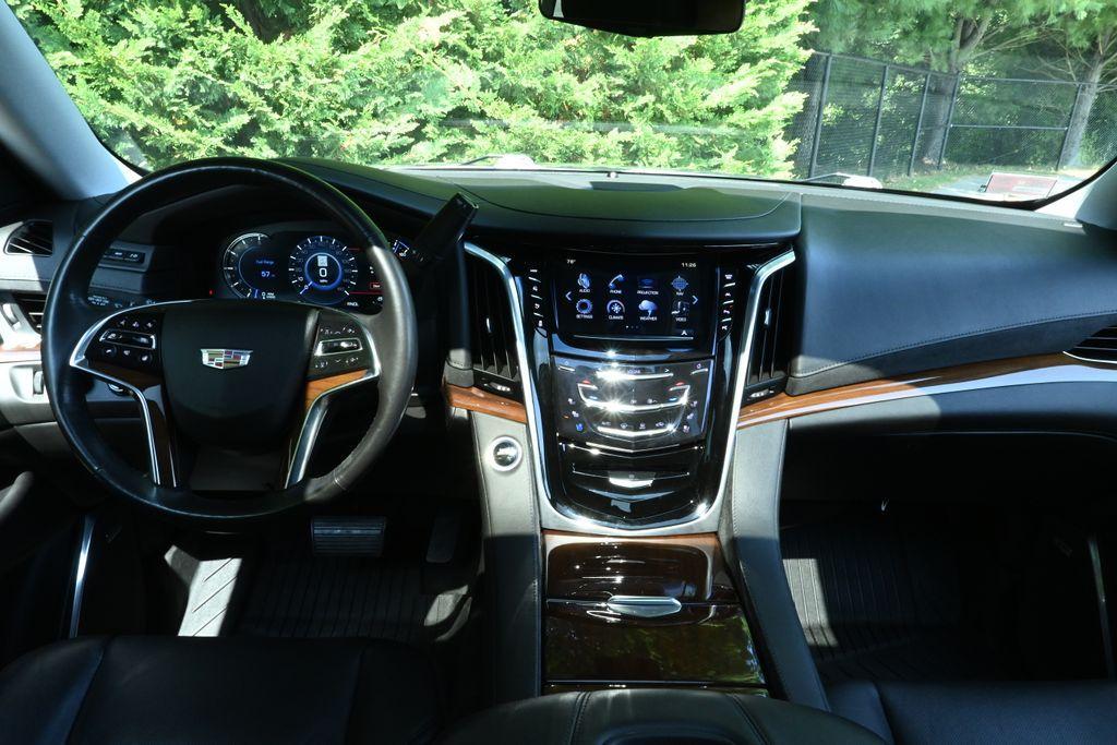 used 2020 Cadillac Escalade car, priced at $50,381