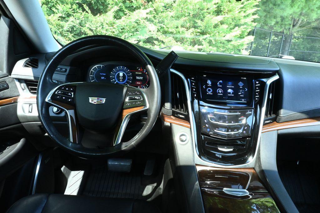 used 2020 Cadillac Escalade car, priced at $50,381