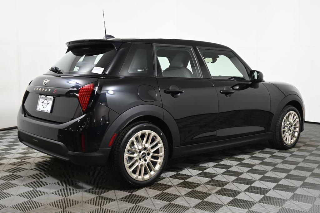 new 2026 MINI Hardtop car, priced at $39,075