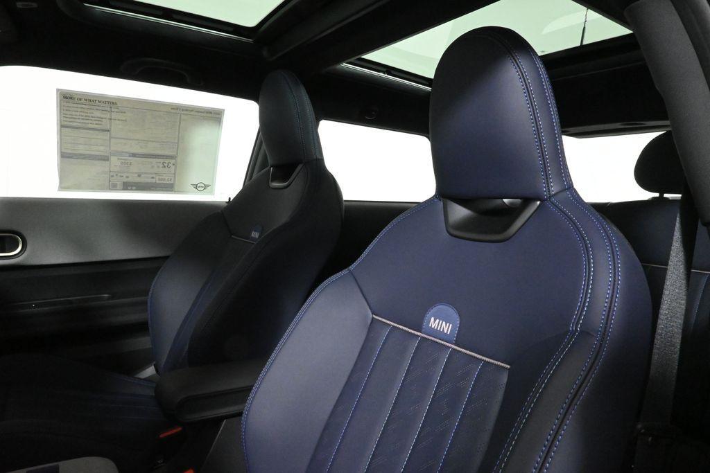 used 2025 MINI Hardtop car, priced at $30,852