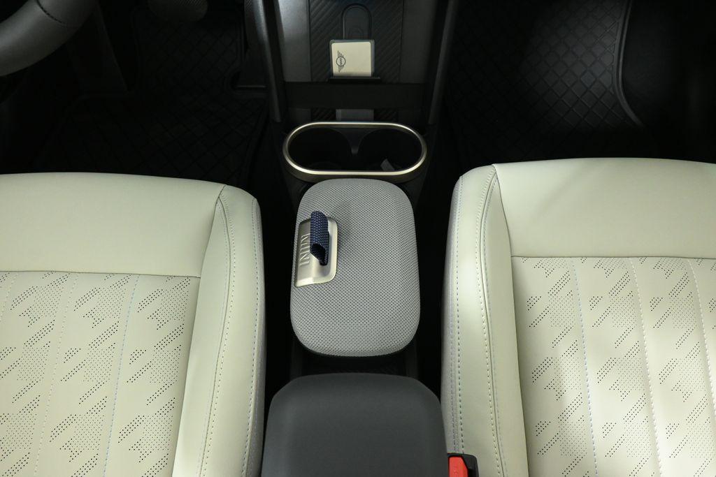 new 2025 MINI Hardtop car, priced at $38,660