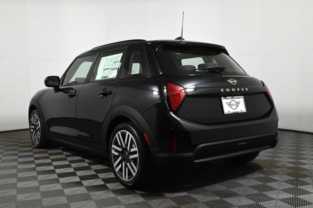 new 2025 MINI Hardtop car, priced at $33,595