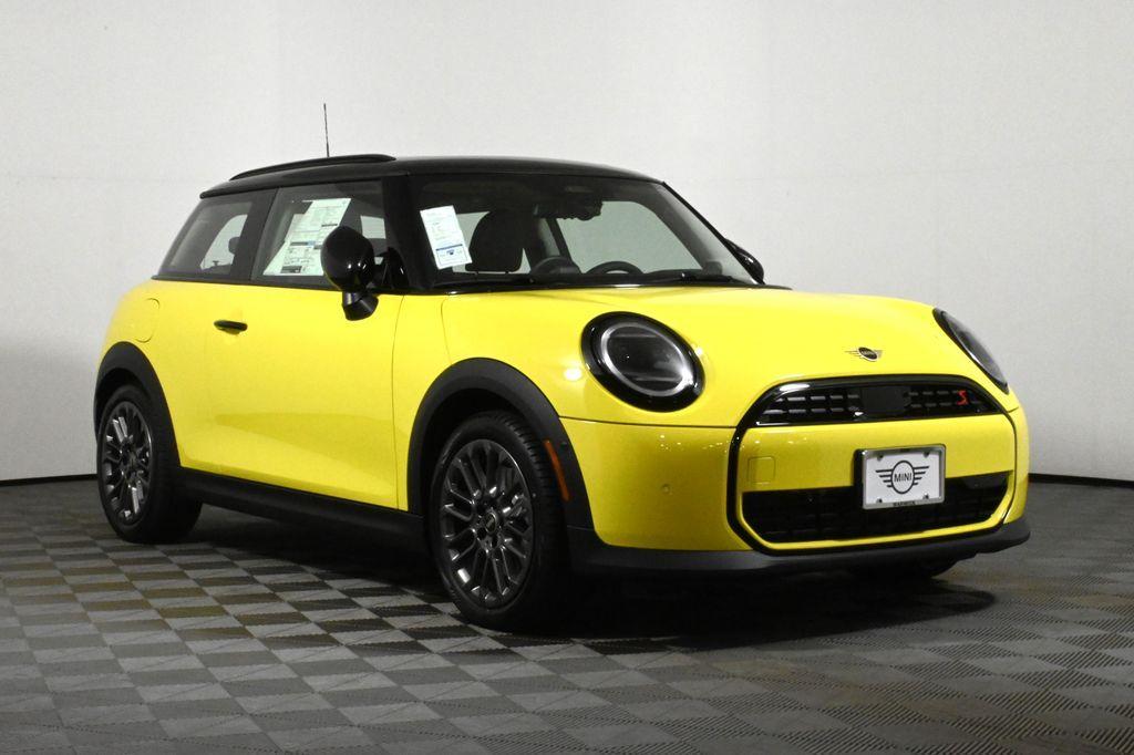 used 2025 MINI Hardtop car, priced at $29,792
