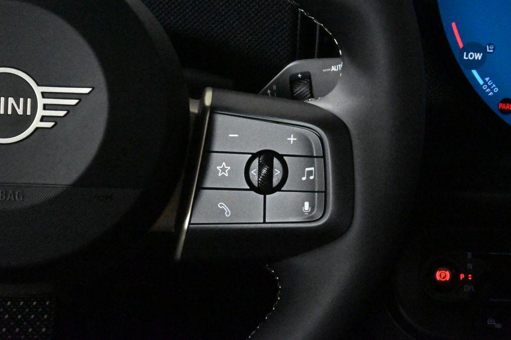 used 2025 MINI Hardtop car, priced at $29,792