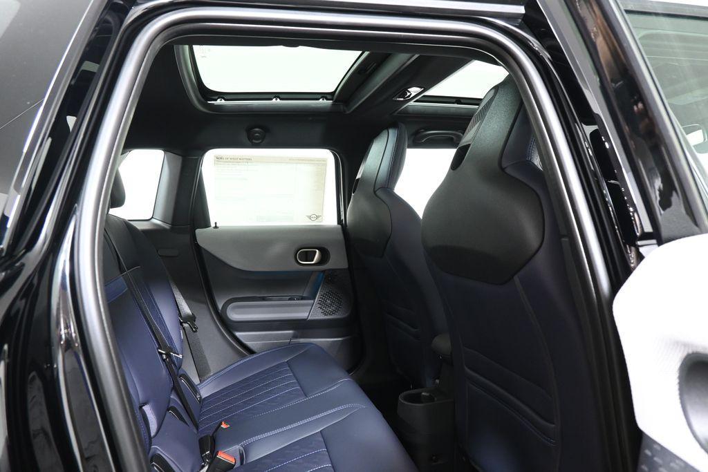 new 2025 MINI Hardtop car, priced at $36,225