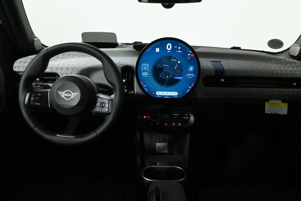 new 2025 MINI Hardtop car, priced at $39,725