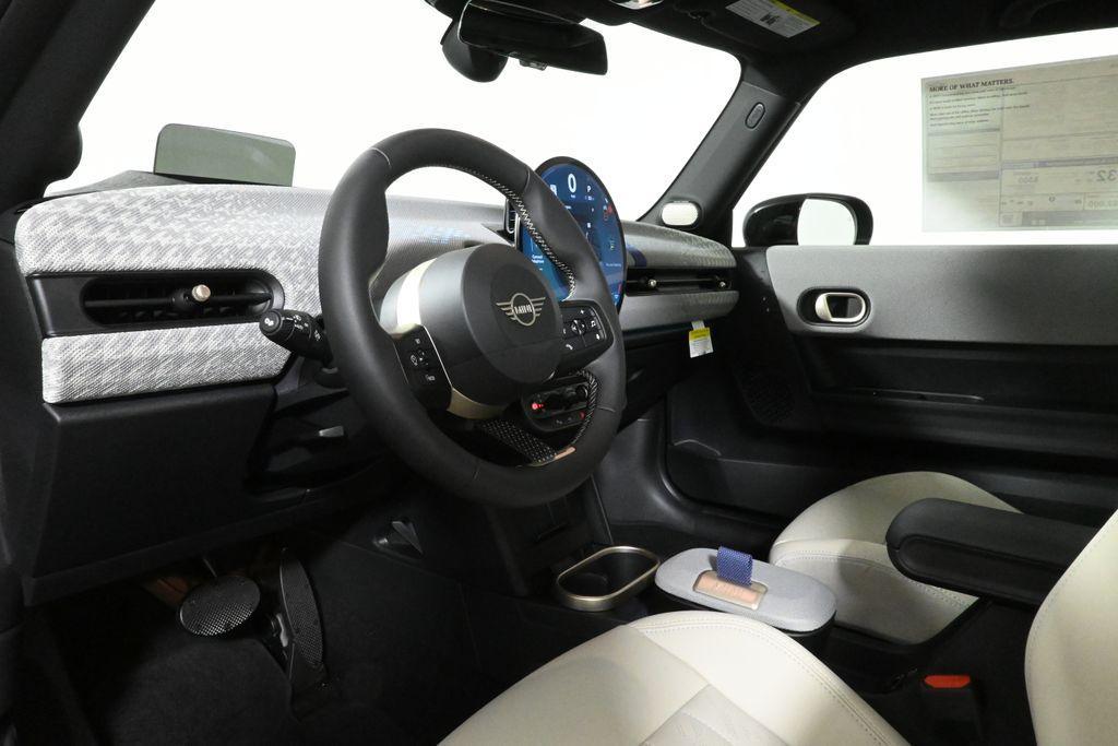 used 2025 MINI Hardtop car, priced at $30,044