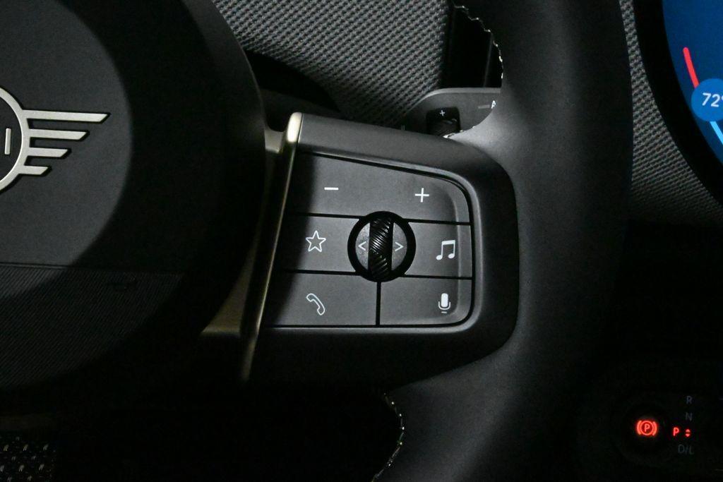 used 2025 MINI Hardtop car, priced at $30,044