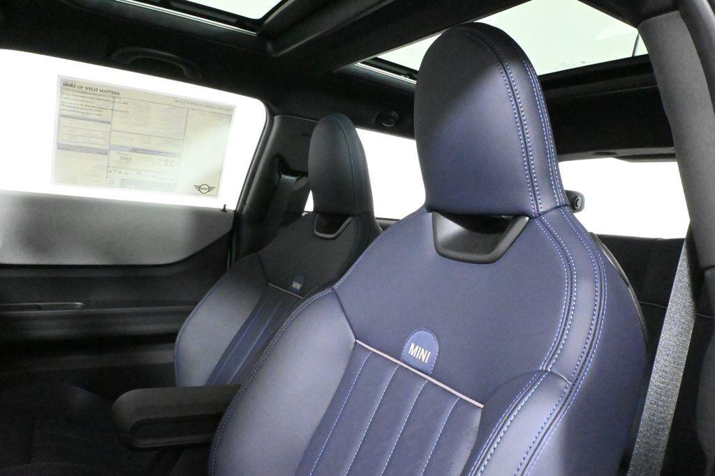used 2025 MINI Hardtop car, priced at $31,912
