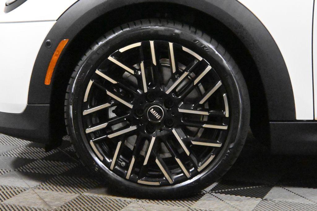 used 2025 MINI Hardtop car, priced at $31,912