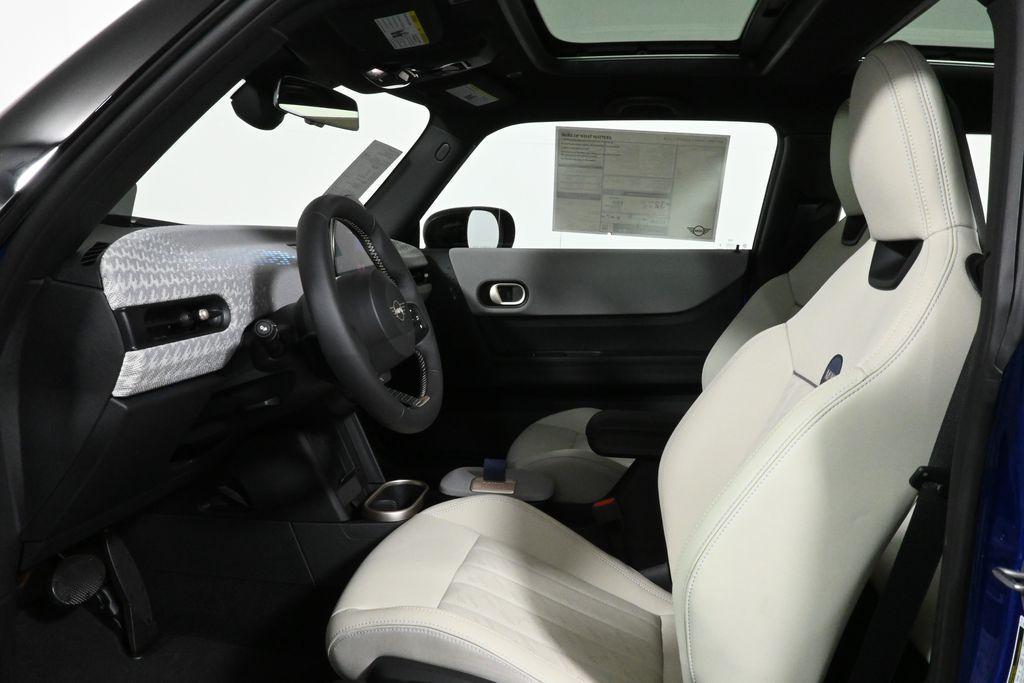 used 2025 MINI Hardtop car, priced at $31,541