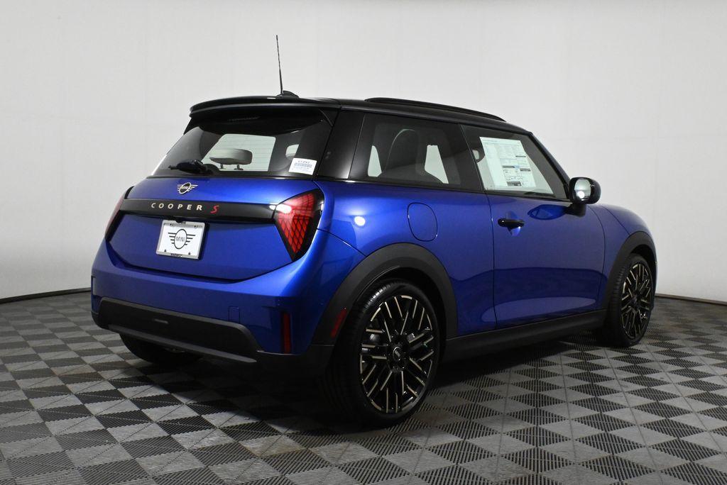 used 2025 MINI Hardtop car, priced at $31,541