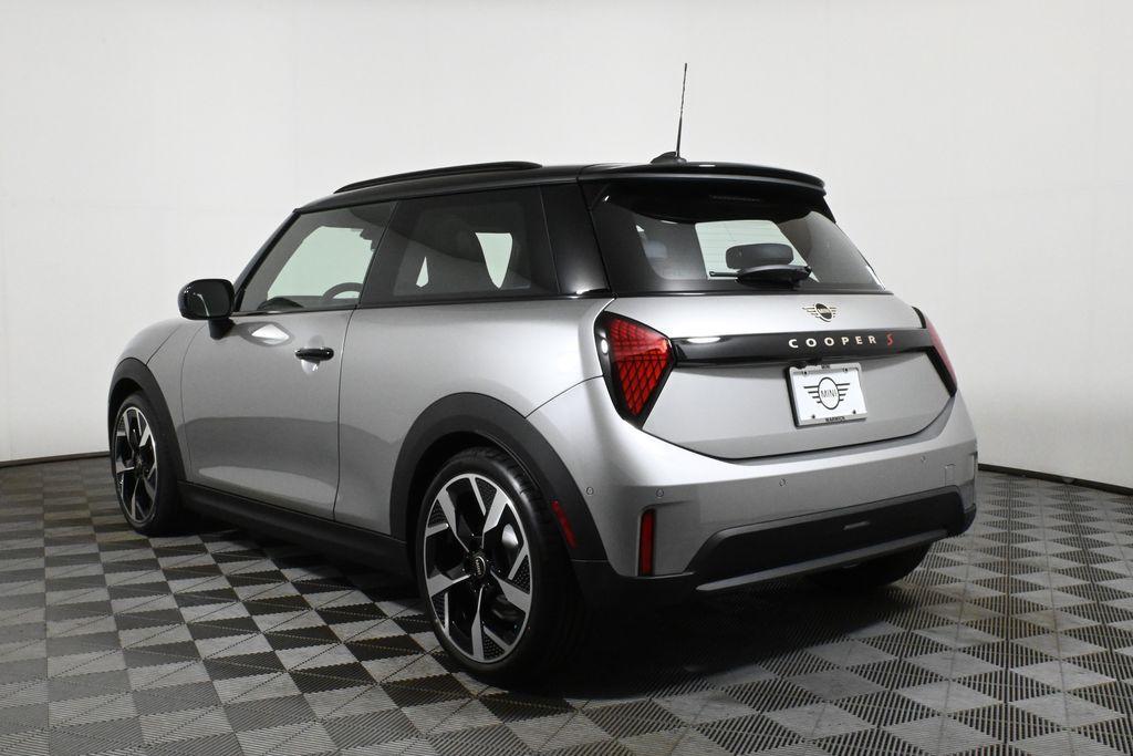 new 2025 MINI Hardtop car, priced at $38,545