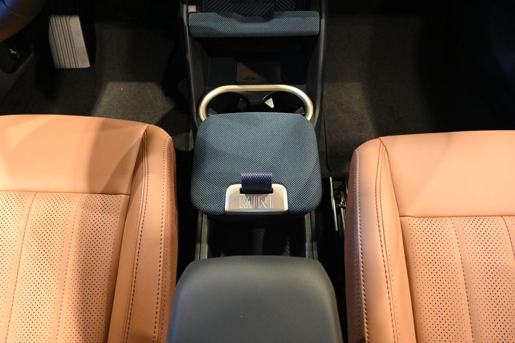 new 2025 MINI Countryman car, priced at $44,425