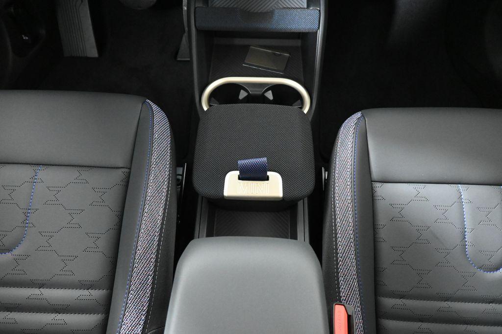 new 2025 MINI Countryman car, priced at $40,925