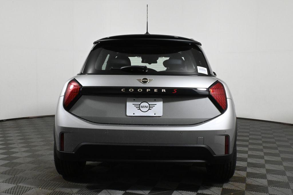 new 2025 MINI Hardtop car, priced at $38,545