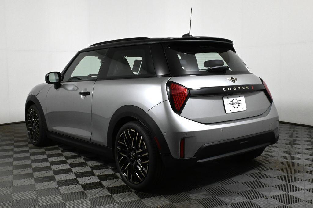 new 2025 MINI Hardtop car, priced at $38,545