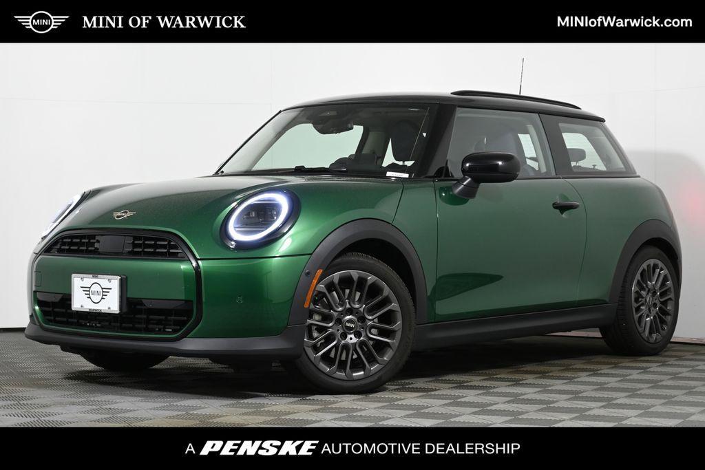 used 2025 MINI Hardtop car, priced at $32,895