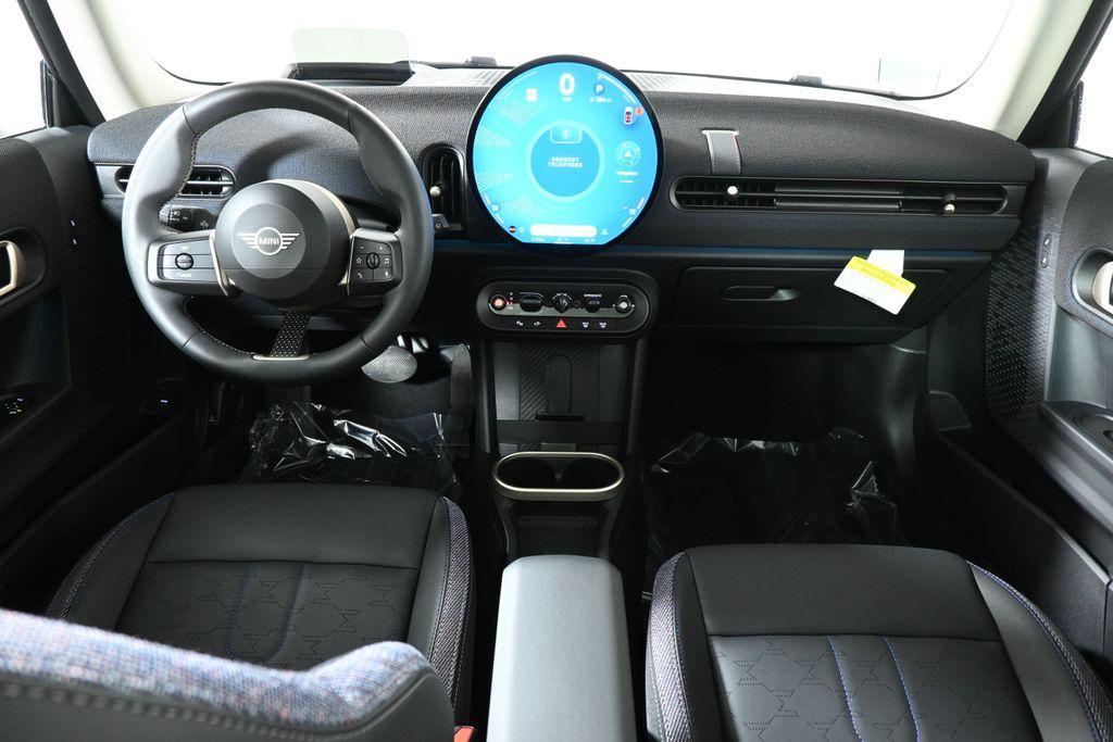 used 2025 MINI Hardtop car, priced at $28,892