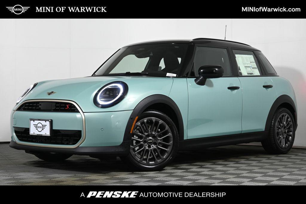 new 2025 MINI Hardtop car, priced at $38,325