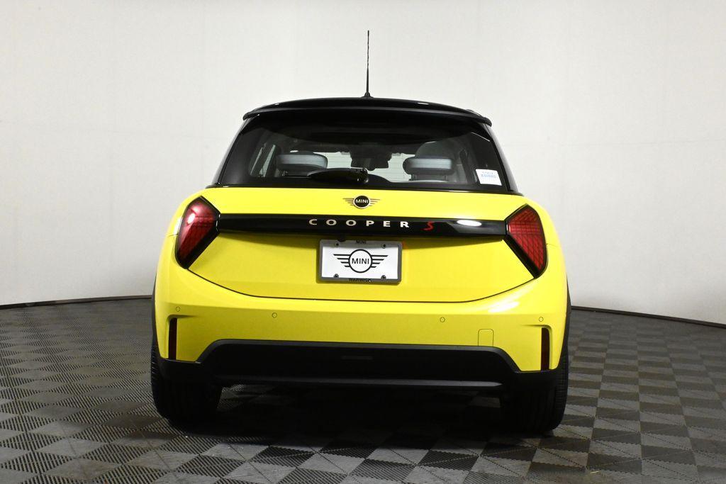 used 2025 MINI Hardtop car, priced at $36,145