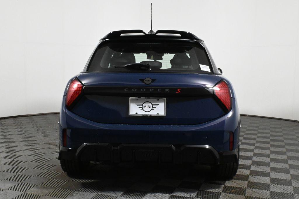 new 2025 MINI Hardtop car, priced at $40,995