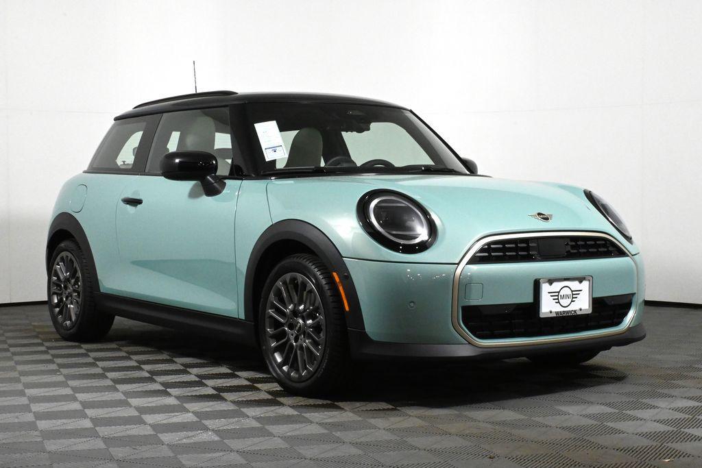 new 2025 MINI Hardtop car, priced at $32,595