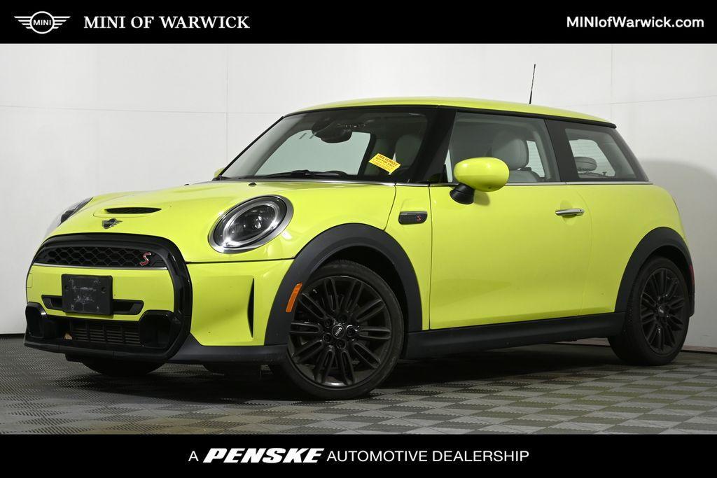 used 2023 MINI Hardtop car, priced at $26,995