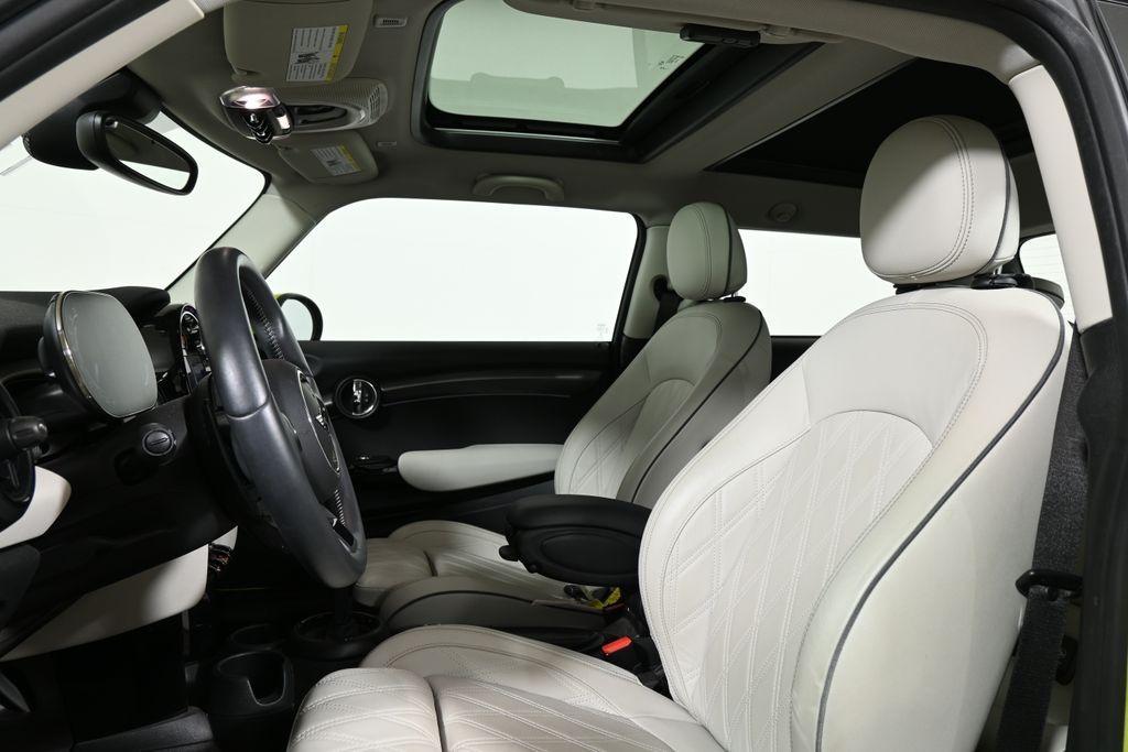 used 2023 MINI Hardtop car, priced at $26,995