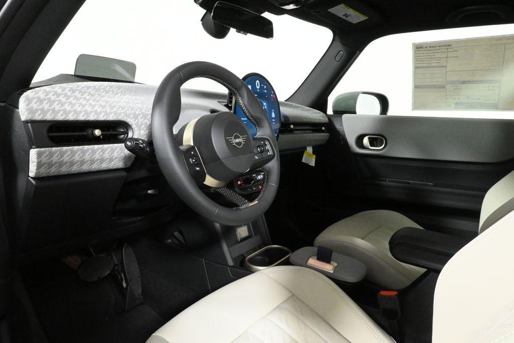 used 2025 MINI Hardtop car, priced at $32,595