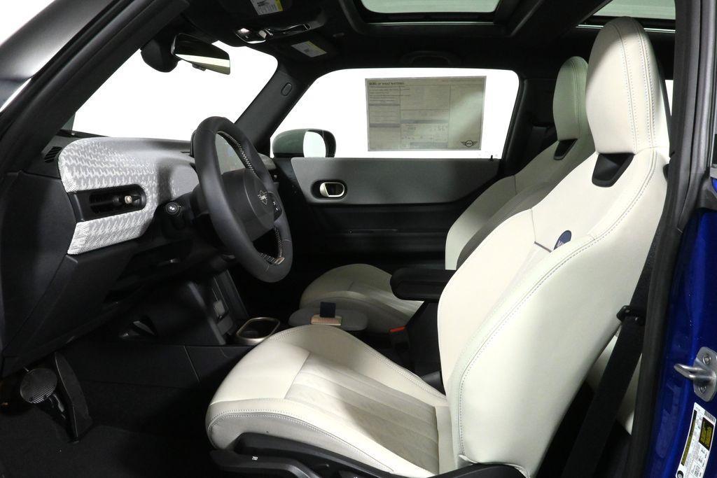 used 2025 MINI Hardtop car, priced at $32,595