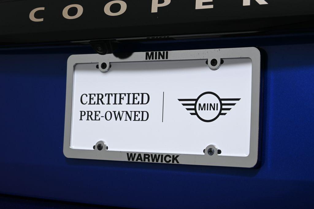 used 2025 MINI Hardtop car, priced at $29,995