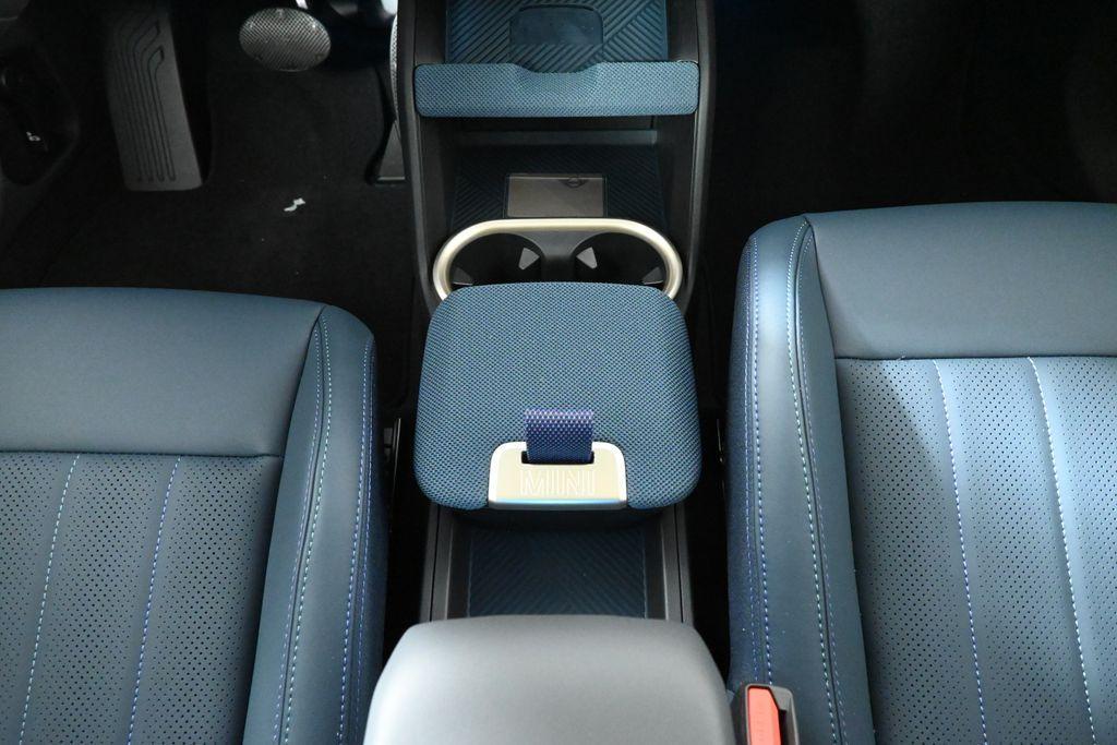 new 2025 MINI Countryman car, priced at $43,525