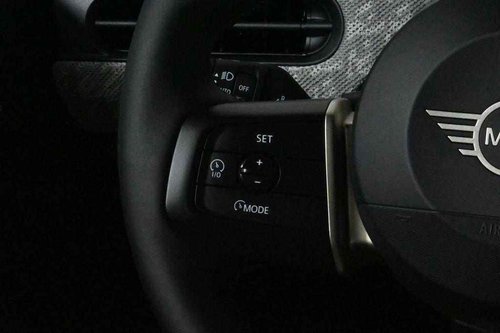 used 2025 MINI Hardtop car, priced at $29,356