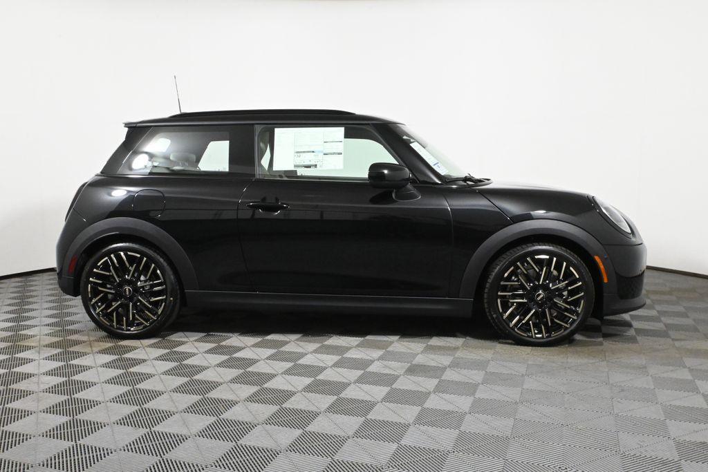 used 2025 MINI Hardtop car, priced at $29,356