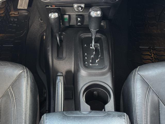 used 2015 Jeep Wrangler Unlimited car, priced at $21,621