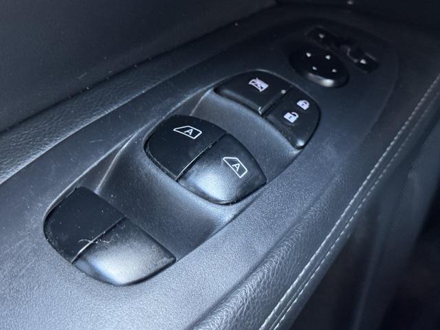 used 2020 Nissan Pathfinder car, priced at $18,998