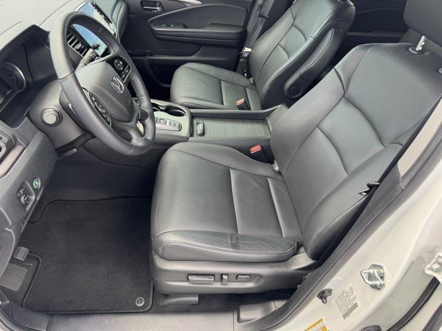 used 2022 Honda Pilot car, priced at $29,646