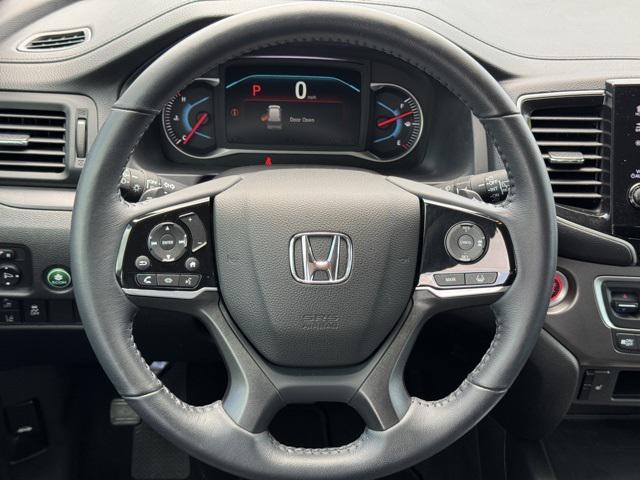 used 2022 Honda Pilot car, priced at $29,646