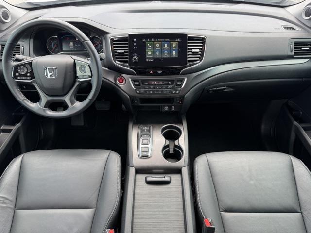 used 2022 Honda Pilot car, priced at $29,646
