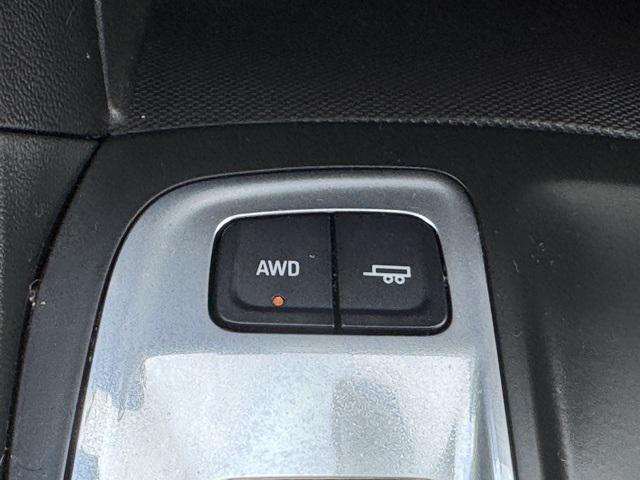 used 2018 Chevrolet Equinox car, priced at $13,911