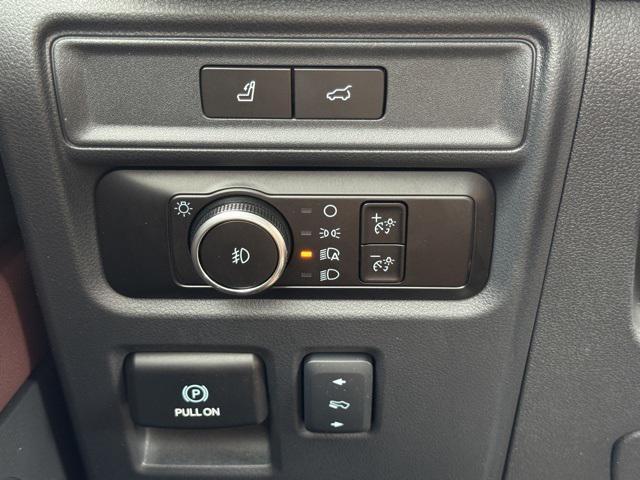 used 2024 Ford Expedition car, priced at $53,780
