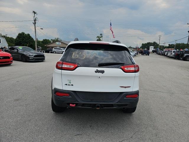 used 2015 Jeep Cherokee car, priced at $14,927